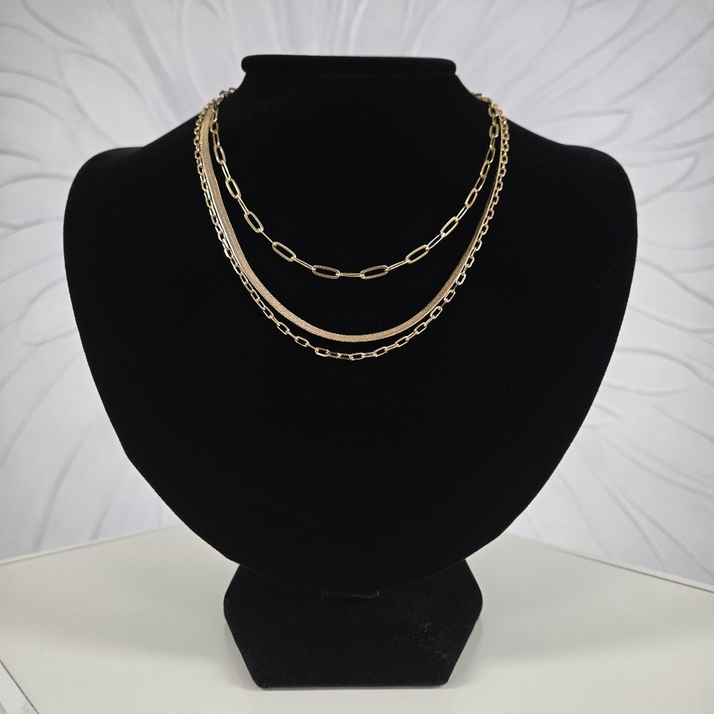 Leslie Curtis Sydney Necklace Stack
